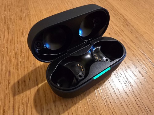 Charging case only sony - charging,