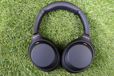 Sony WH-1000XM4 Wireless Over